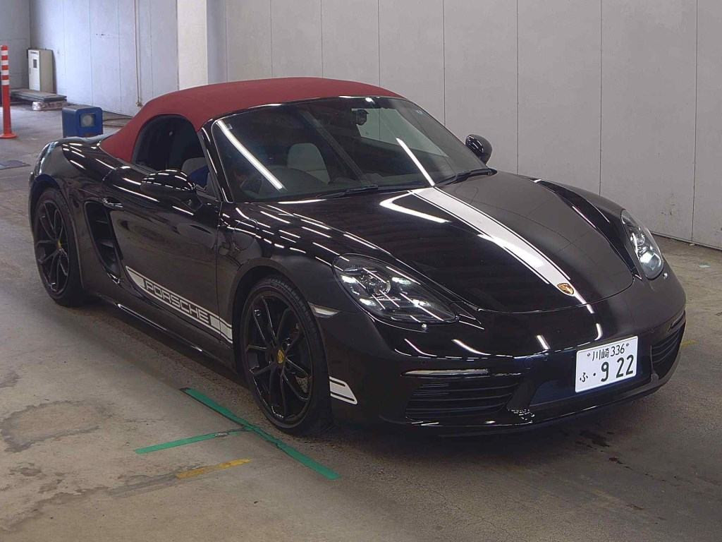 Porsche 718 Boxster 2025 z aukcji japońskiej