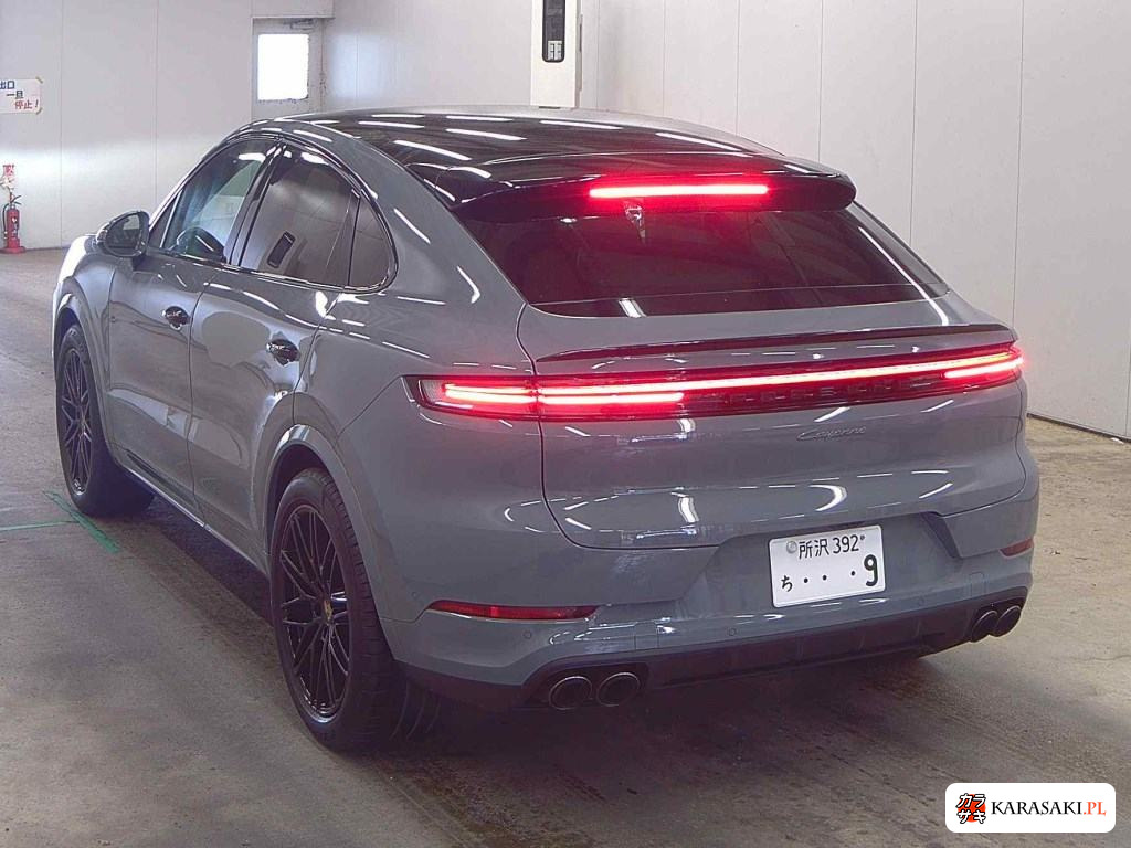 2024 Porsche Cayenne Coupe 4WD Base Grade 2