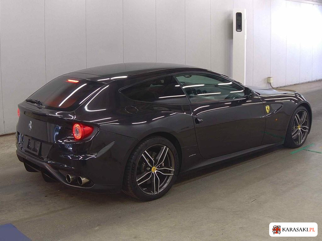 2013 Ferrari FF 4WD Base Grade 4