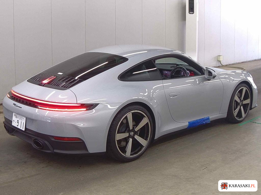 2026 Porsche 911 CP Carrera 4