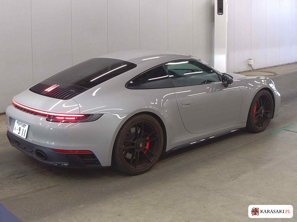 2023 Porsche 911 CP Carrera GTS 4