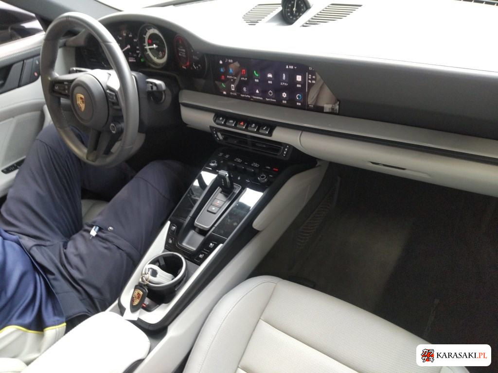2023 Porsche 911 CP Carrera GTS 5