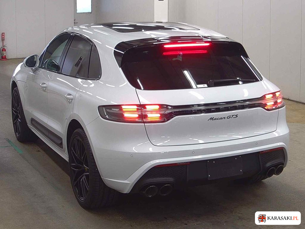 2023 Porsche Macan 4WD GTS 2
