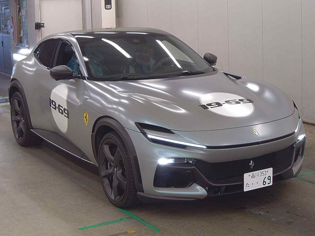 Ferrari Purosangue 2026 z aukcji japońskiej