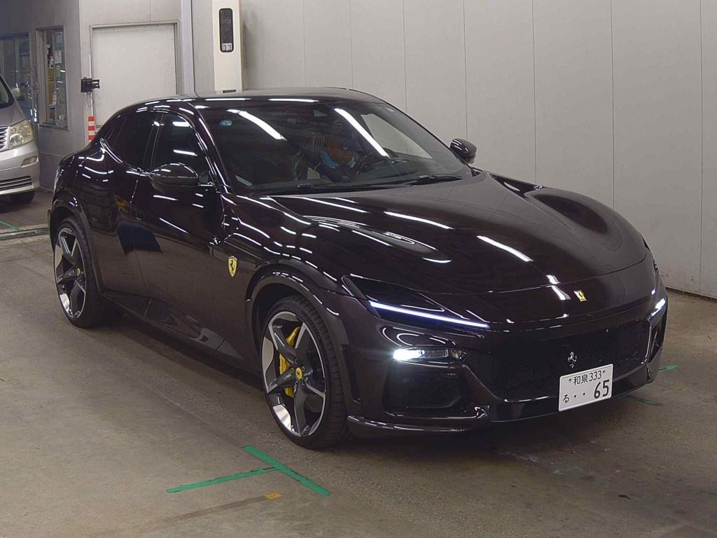Ferrari Purosangue 2024 z aukcji japońskiej