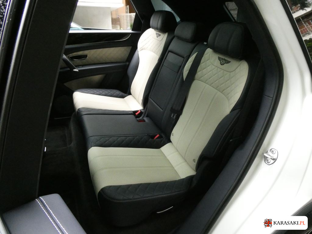 2019 Bentley Bentayga 4WD Base Grade 12