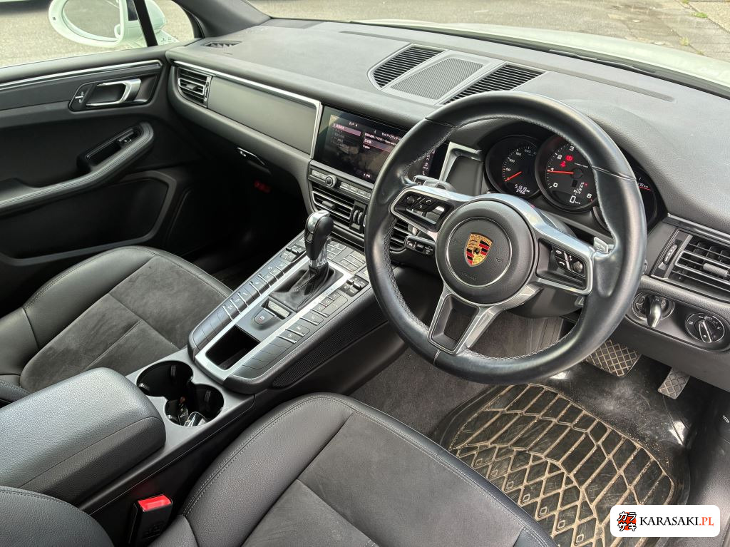 2020 Porsche Macan 4WD 7