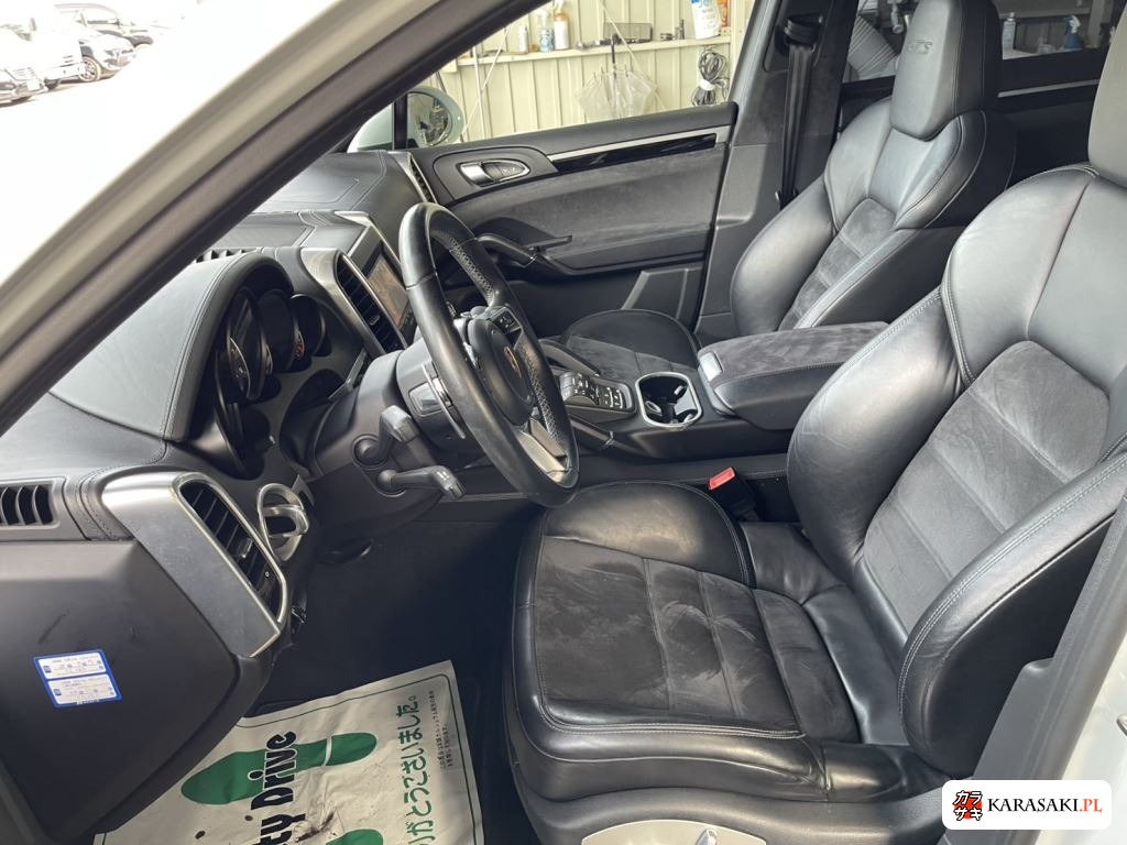 2015 Porsche Cayenne 4WD 10