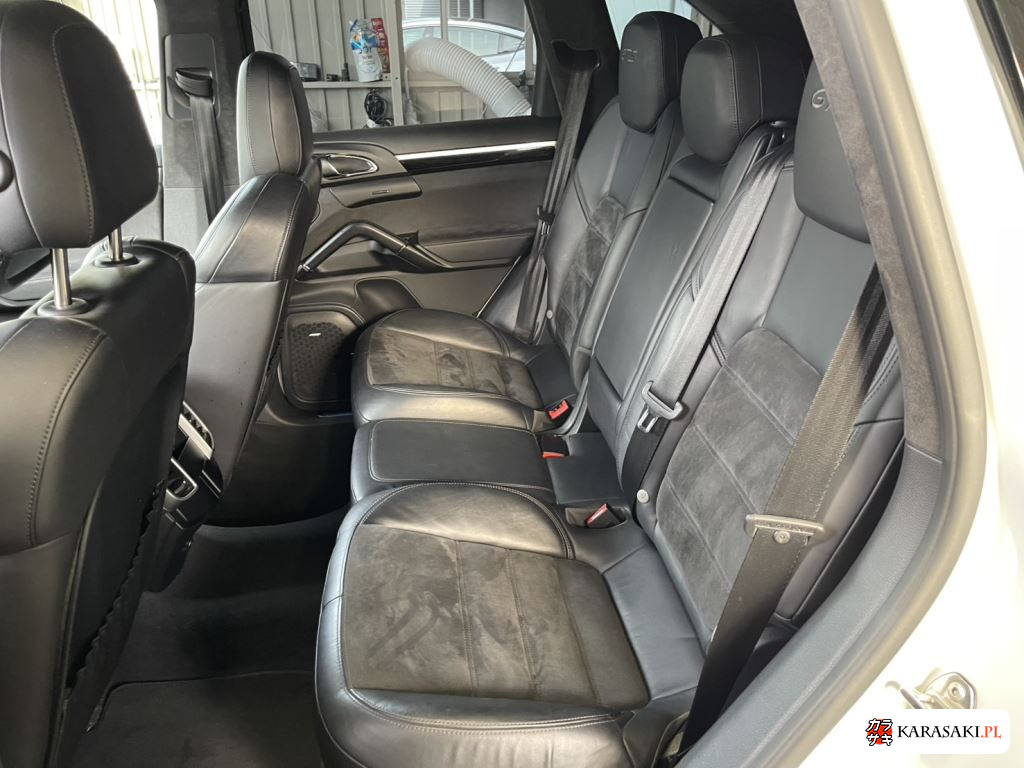 2015 Porsche Cayenne 4WD 8