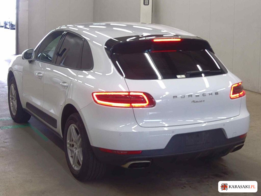 2017 Porsche Macan 4WD 2
