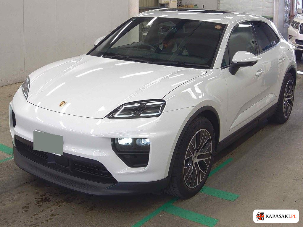 2025 Porsche Macan 3