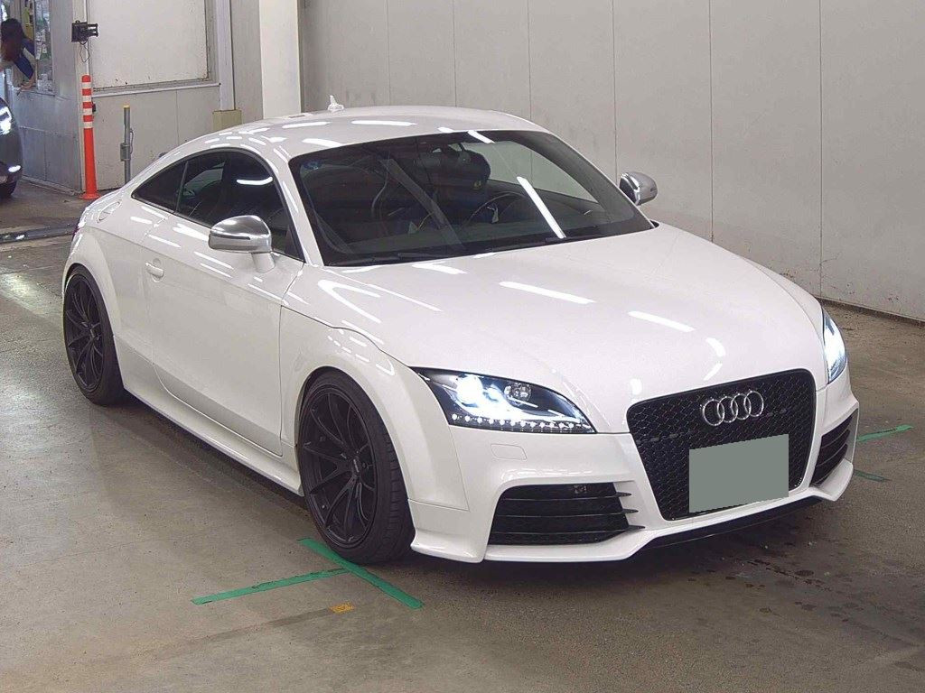 Audi TTS Coupe 2008 z aukcji japońskiej