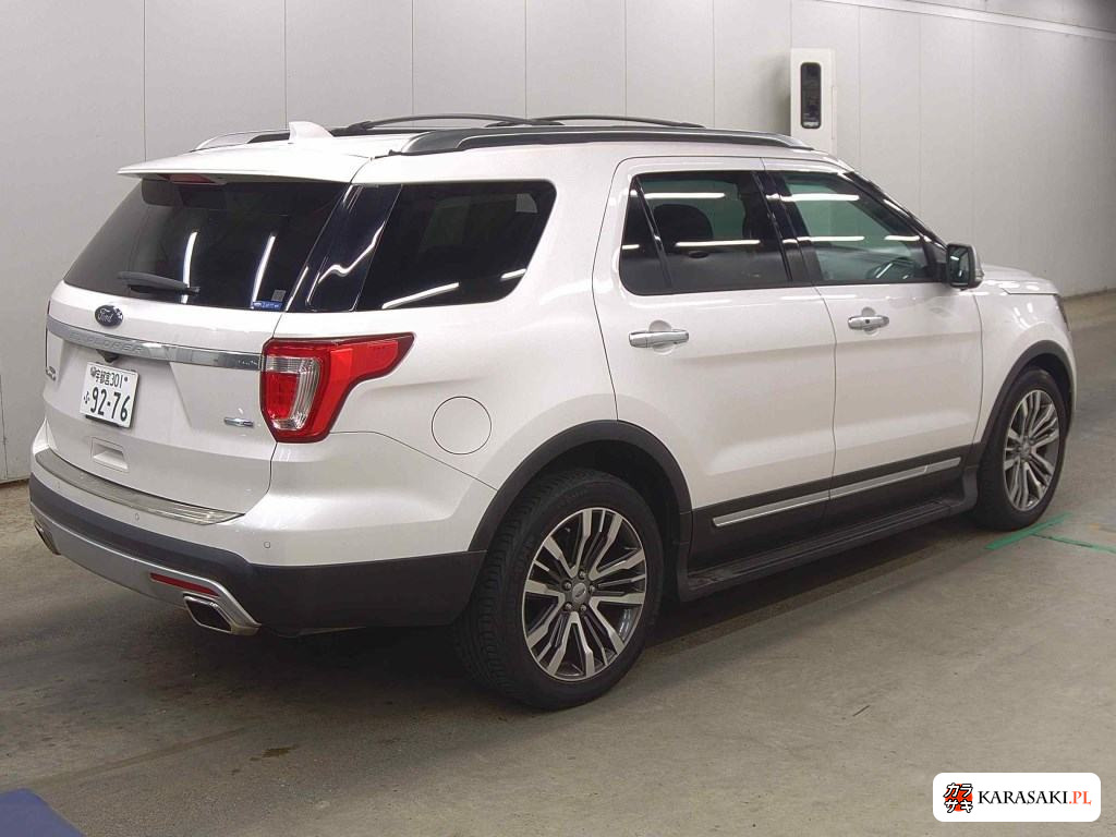 2016 Ford Explorer 5D 4WD Titanium 4