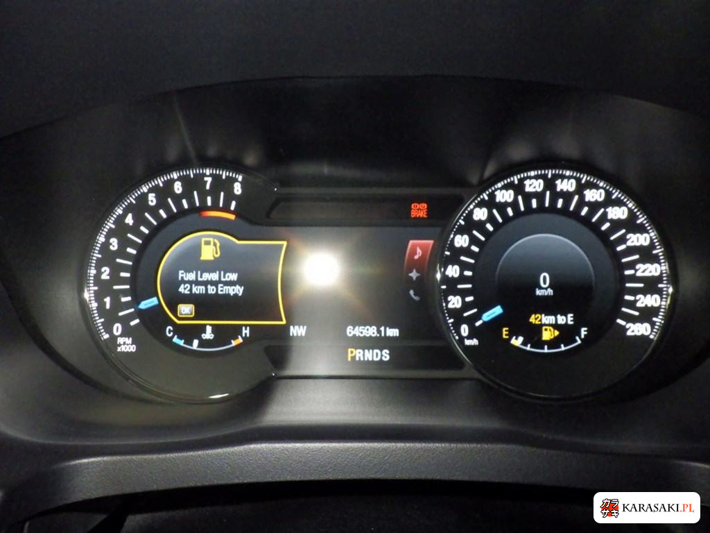2016 Ford Explorer 5D 4WD Titanium 6