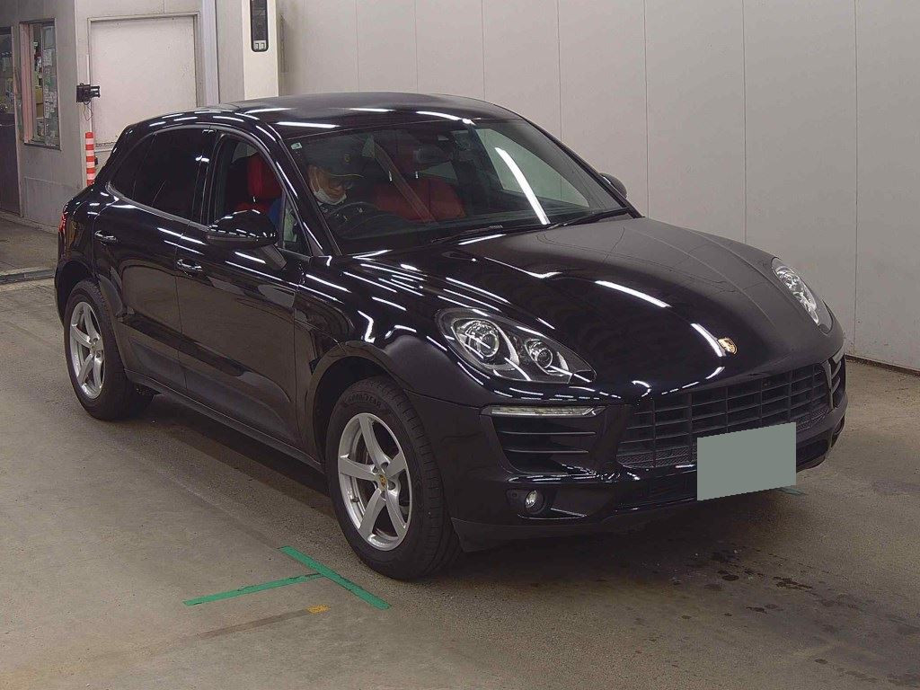 Porsche Macan 2017 z aukcji japońskiej