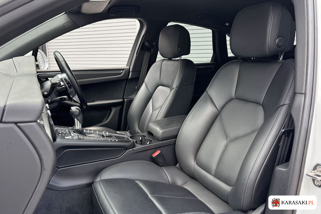 2019 Porsche Macan 4WD 10