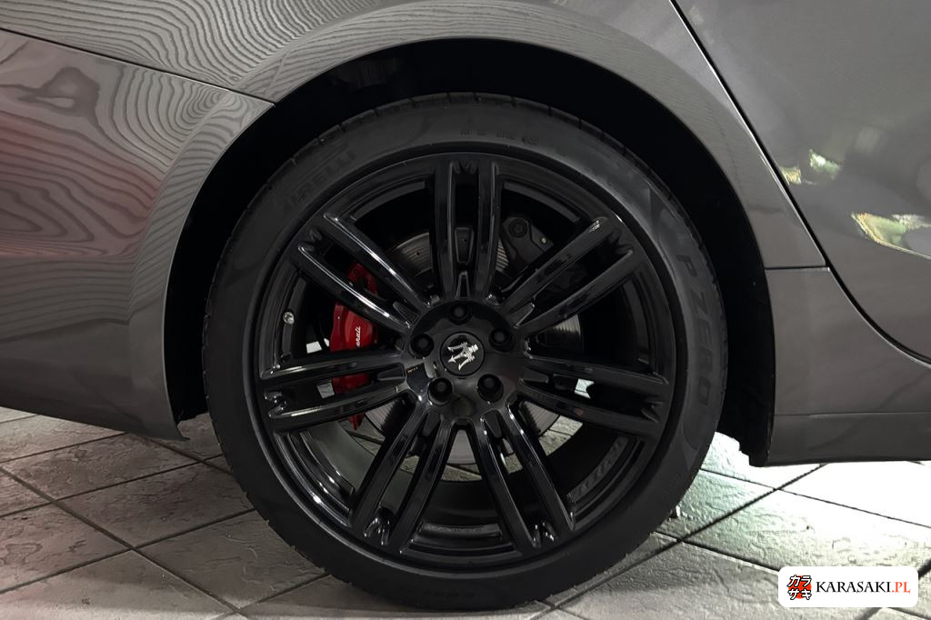 2019 Maserati Ghibli 4D Gransport 9
