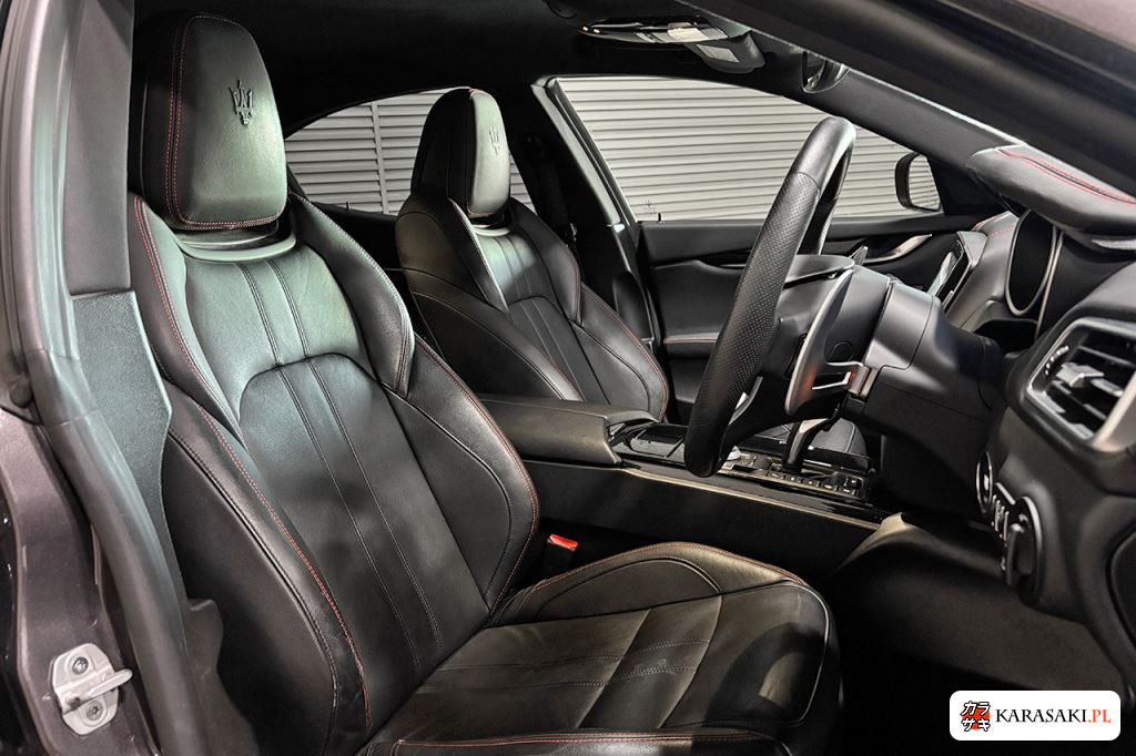 2019 Maserati Ghibli 4D Gransport 10