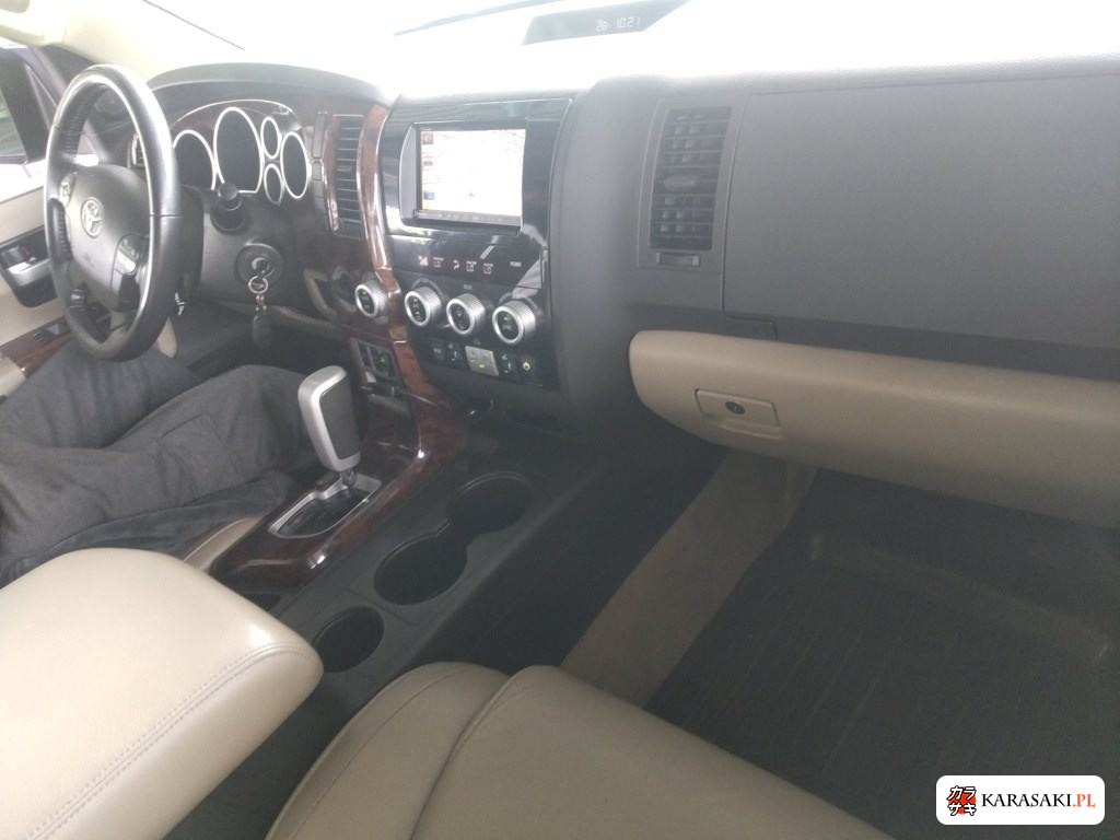 2014 America Toyota Sequoia 5D 4WD Limited 5