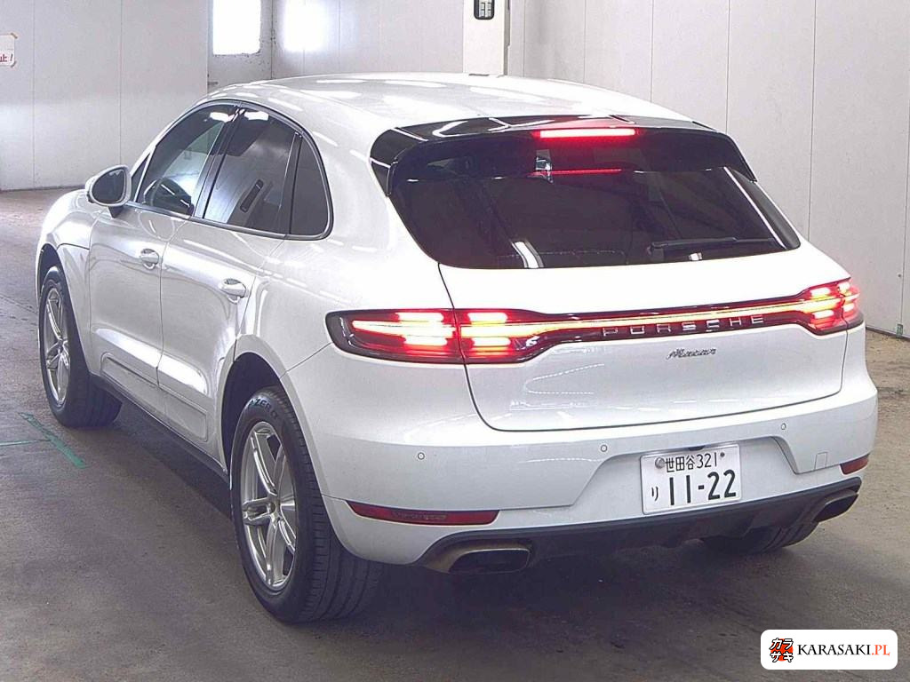 2019 Porsche Macan 4WD Sport Chrono Package 2