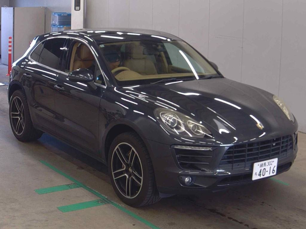 Porsche Macan 2016 z aukcji japońskiej