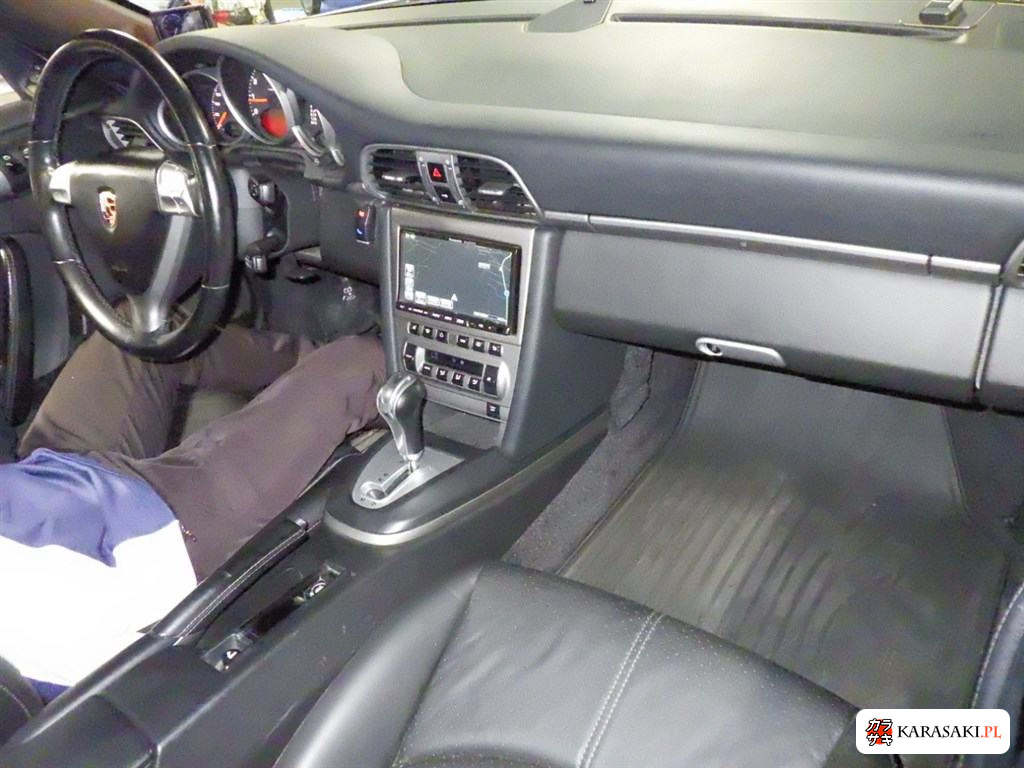 2004 Porsche 911 CP Carrera 5