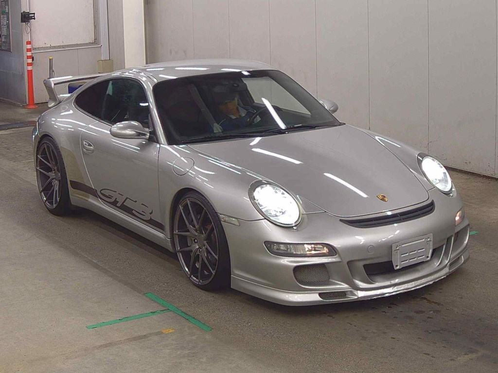 Porsche 911 2004 z aukcji japońskiej