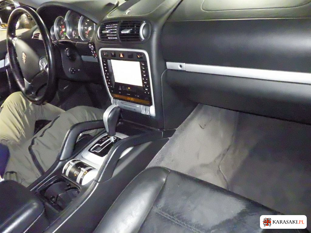 2003 Porsche Cayenne 4WD Turbo 5