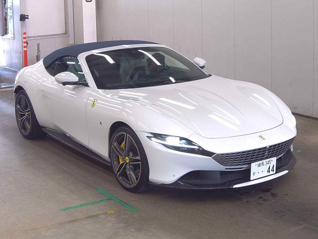 Ferrari Roma 2024 z aukcji japońskiej