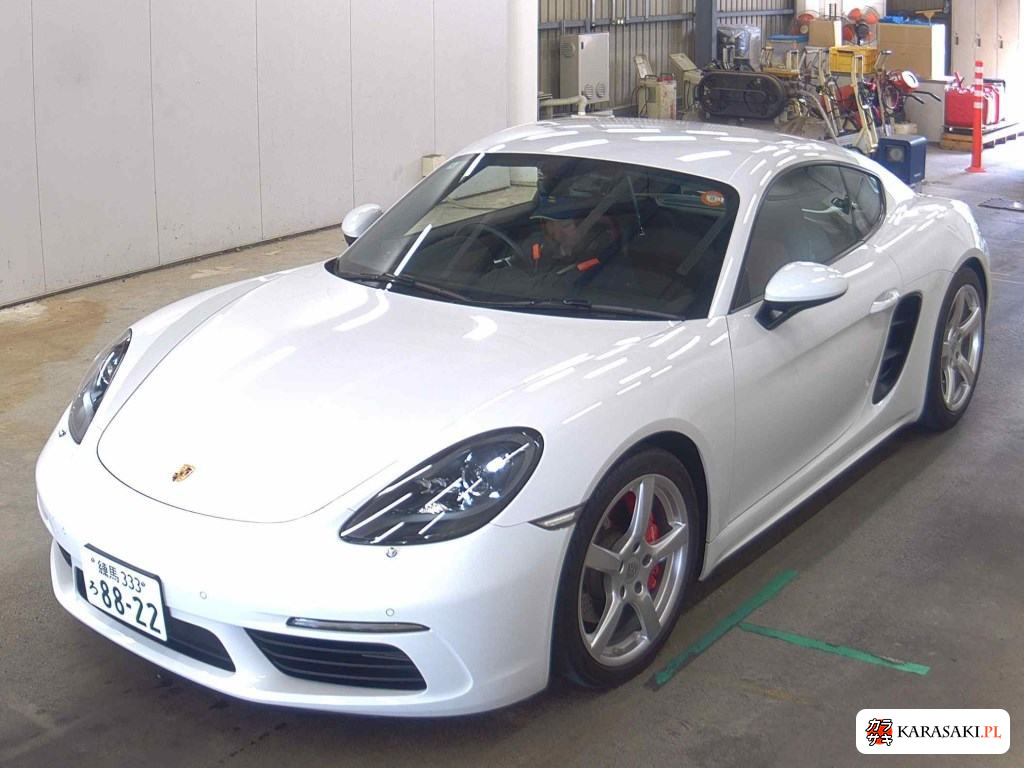 2020 Porsche 718 Cayman 3