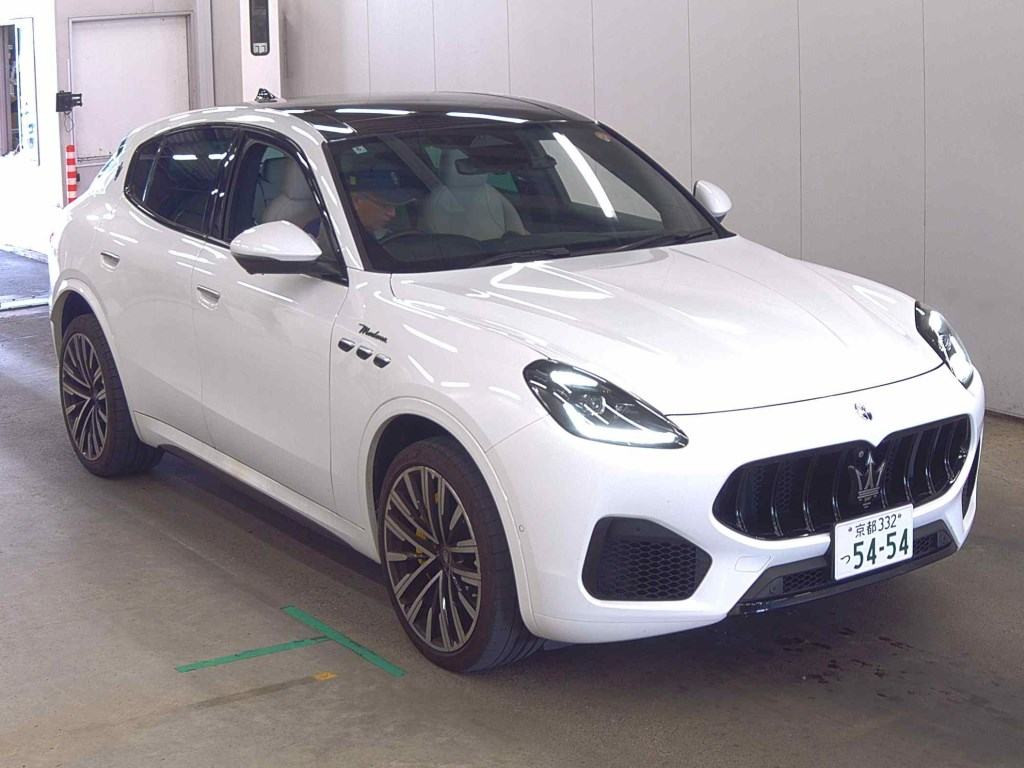 Maserati Grecale 2024 z aukcji japońskiej