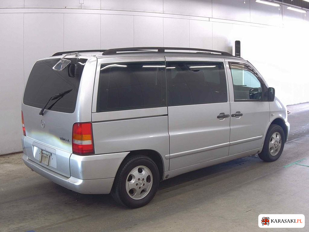 2004 Mercedes-Benz V-Class 5D V230 4