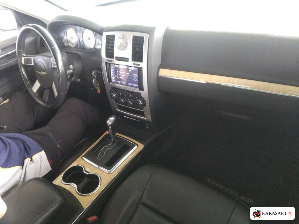 2012 Chrysler 300 Limited 5