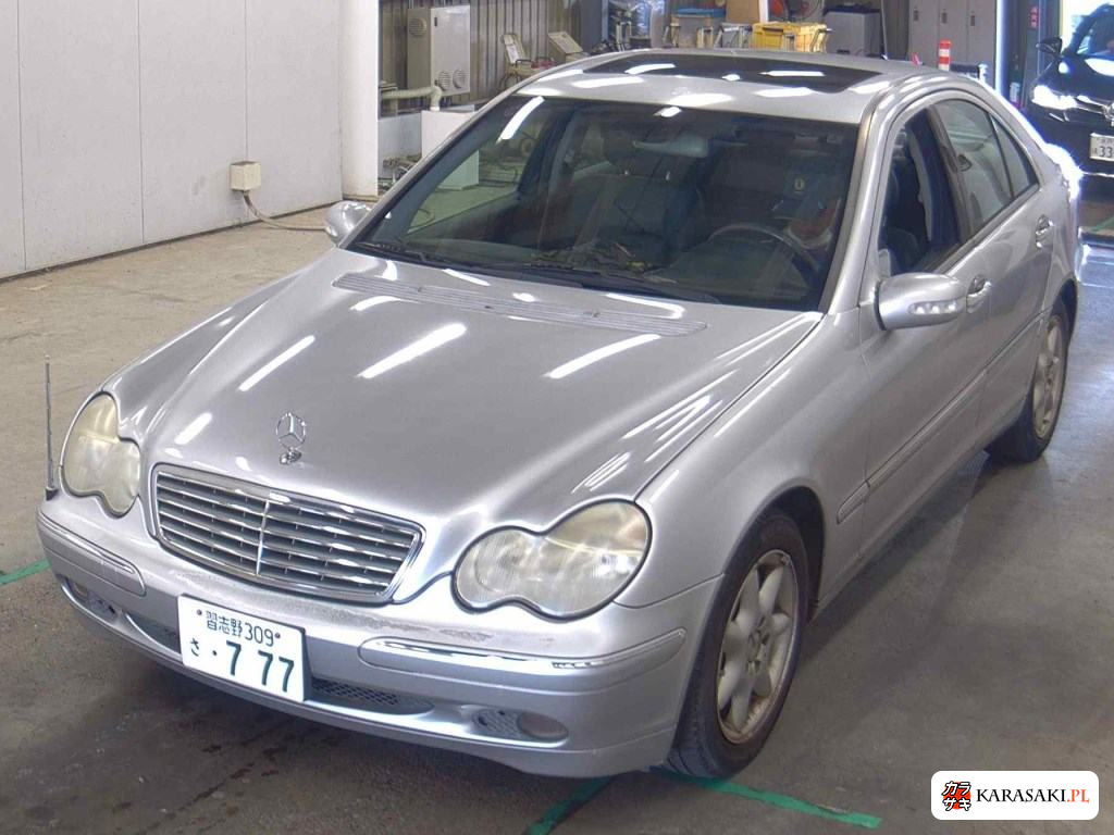 2002 Mercedes-Benz C-Class 4D C240 3