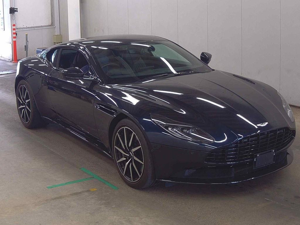 Aston Martin DB11 2019 z aukcji japońskiej