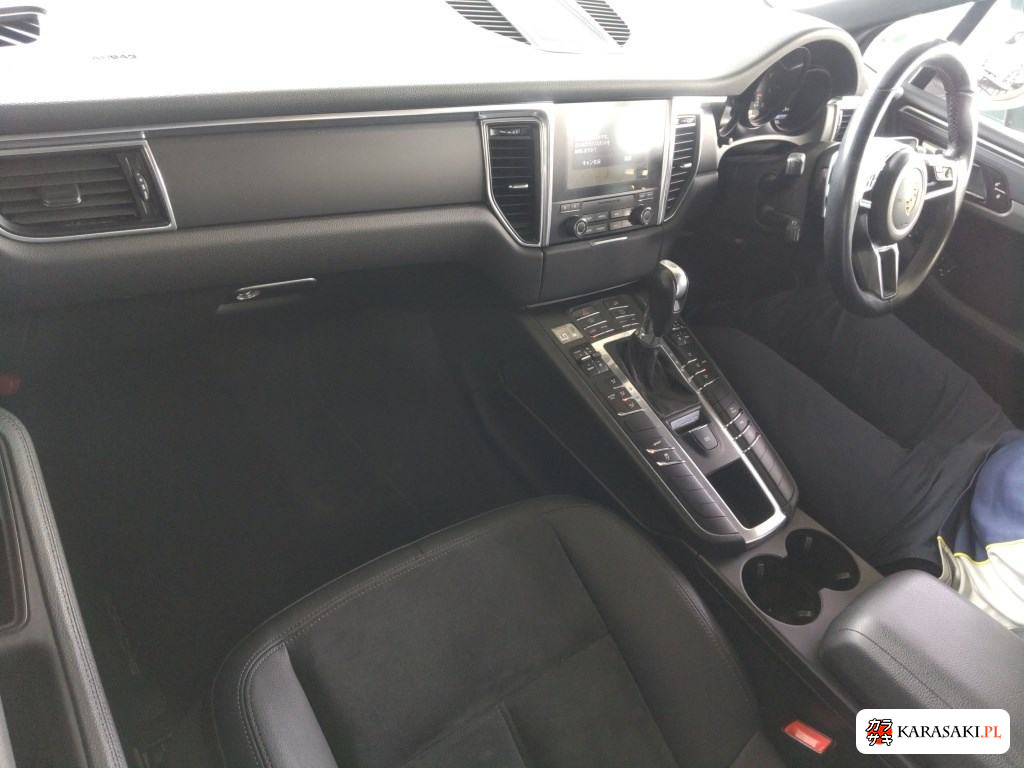 2016 Porsche Macan 4WD 5