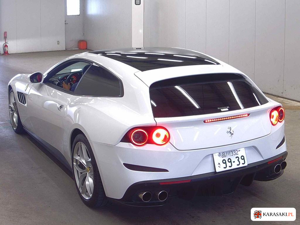 2020 Ferrari GTC4 Lusso T 2