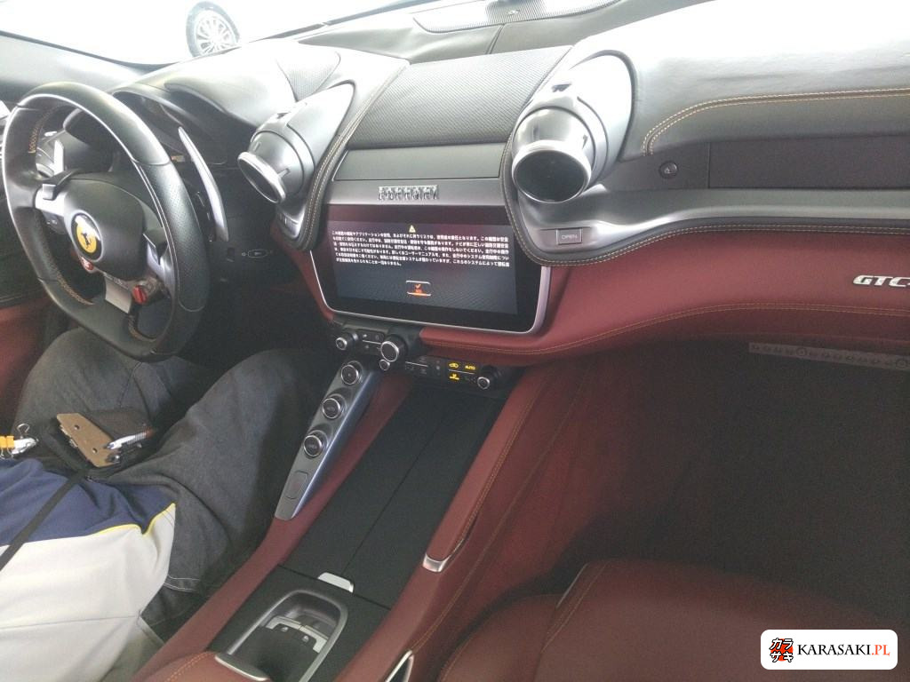 2020 Ferrari GTC4 Lusso T 5