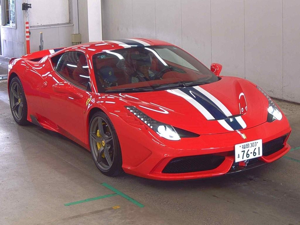 Ferrari 458 Speciale 2015 z aukcji japońskiej