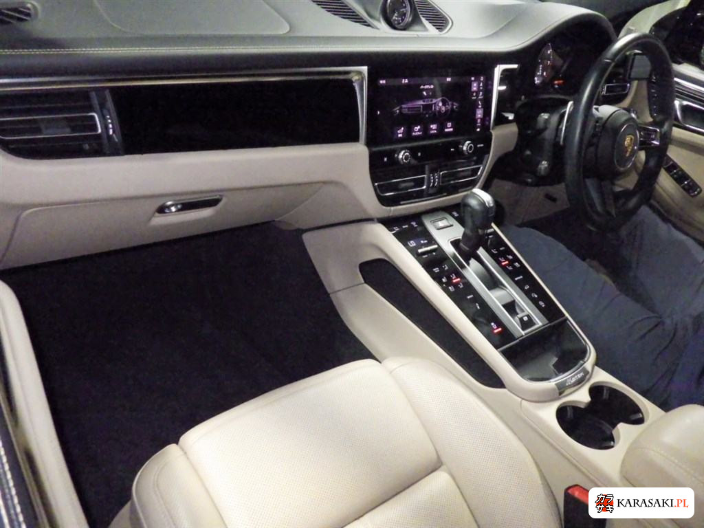 2023 Porsche Macan 4WD Base Grade 5