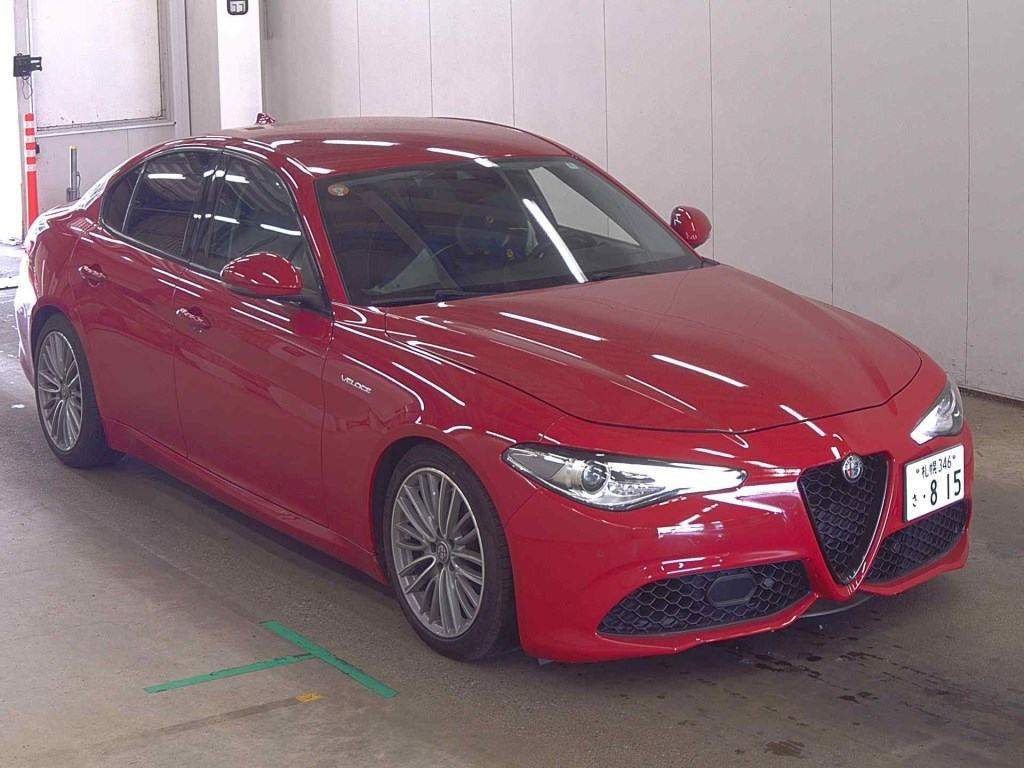 Alfa Romeo Giulia 2018 z aukcji japońskiej