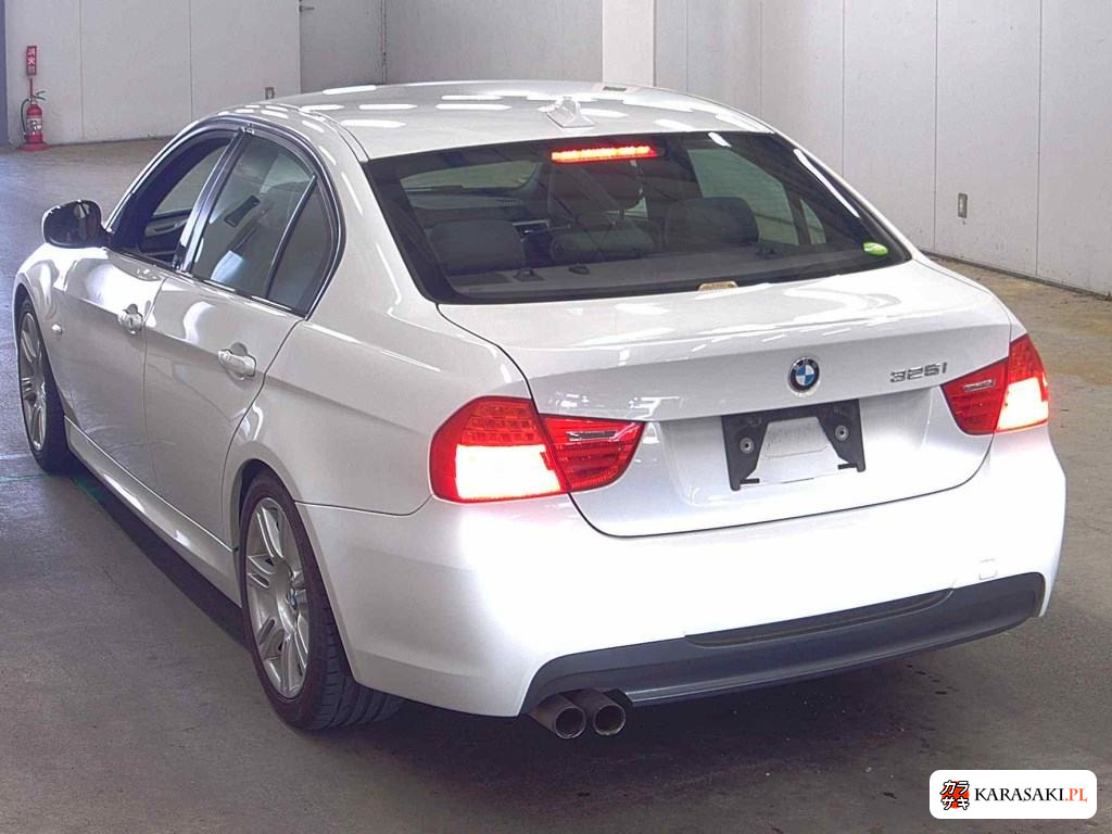 2011 BMW 3 Series 4D 325I M-Sport Package 2