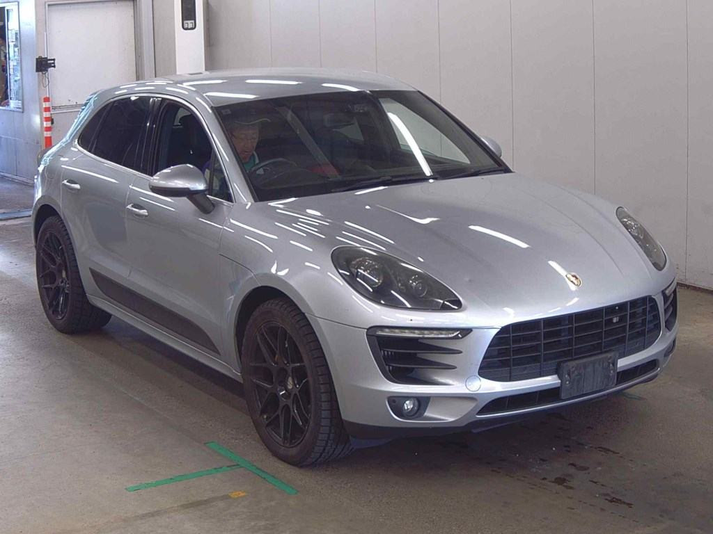 Porsche Macan 2015 z aukcji japońskiej