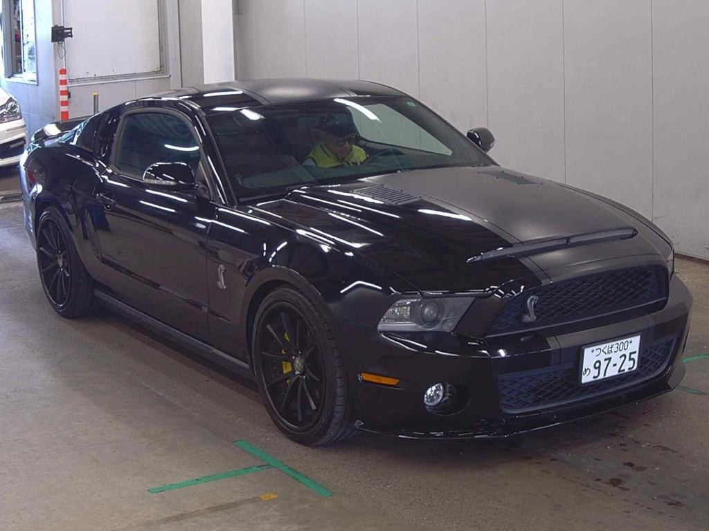 Ford Mustang 2010 z aukcji japońskiej