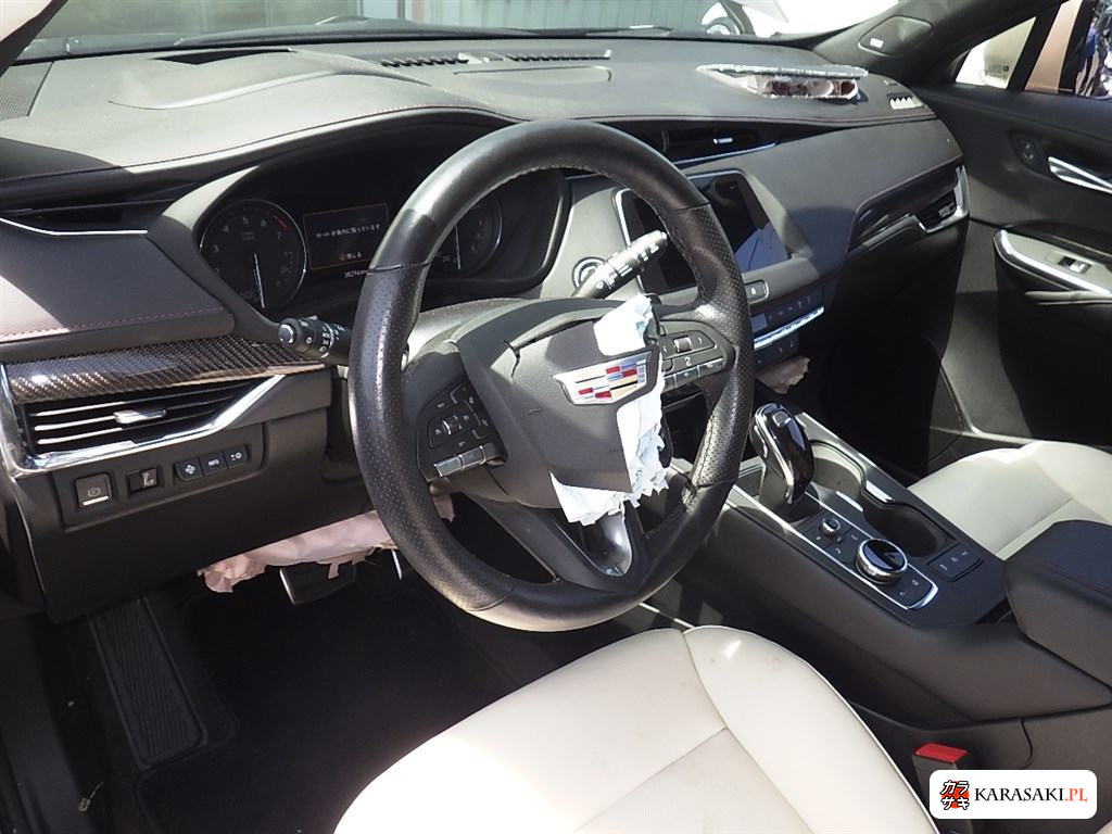 2023 Cadillac XT4 4WD Sport 5