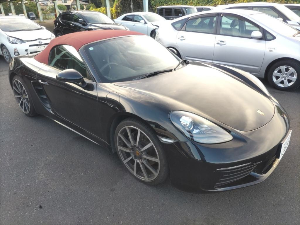 Porsche 718 Boxster 2019 z aukcji japońskiej