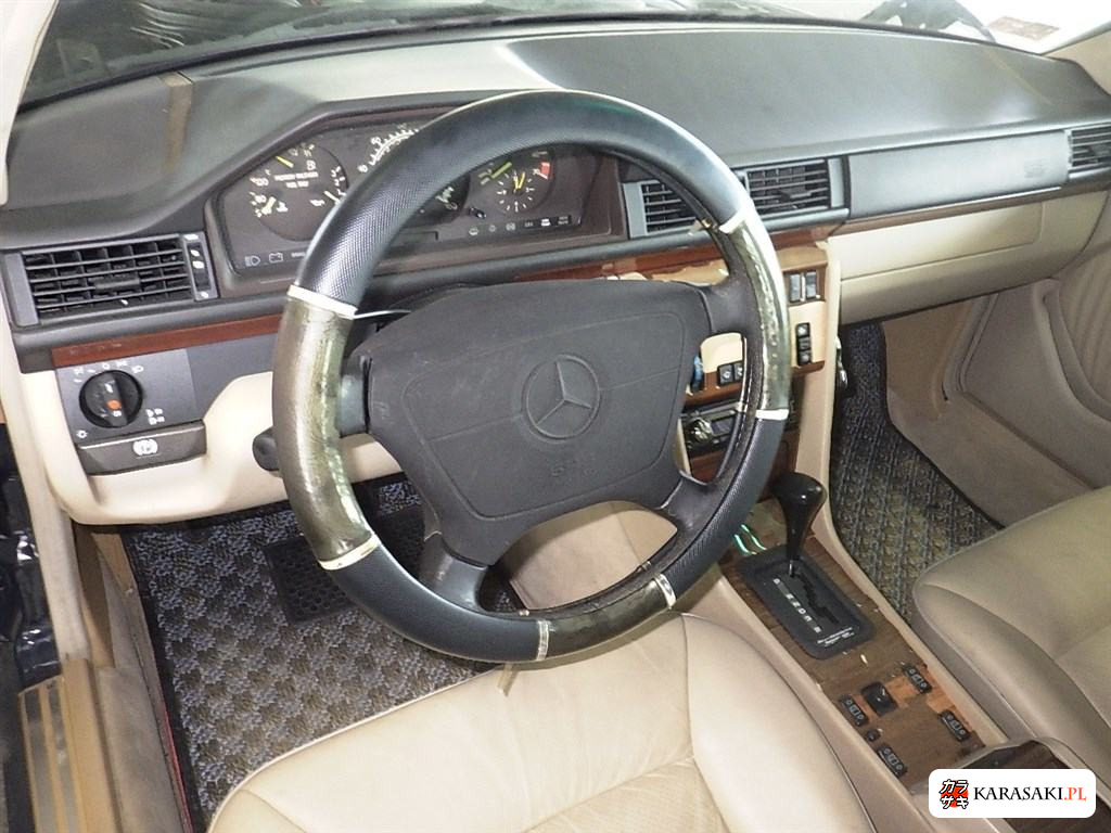 1994 Mercedes-Benz E-Class Stationwagon E320 5