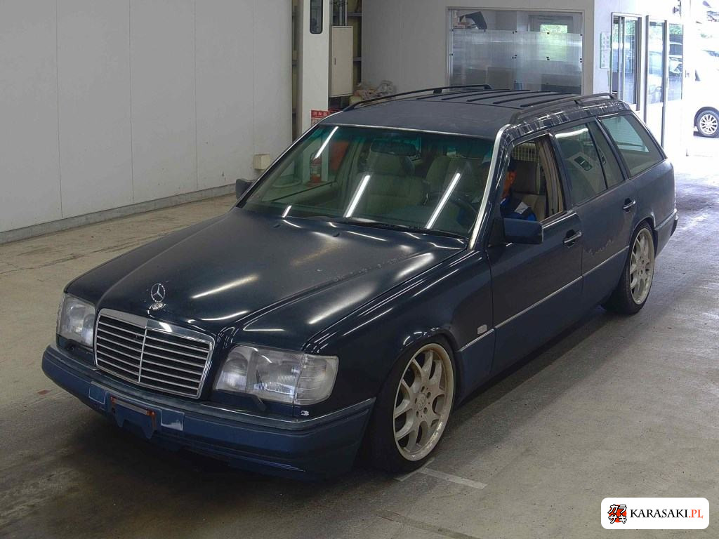 1994 Mercedes-Benz E-Class Stationwagon E320 3