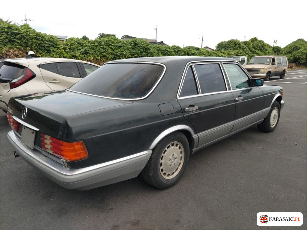 1987 Mercedes-Benz S-Class 4D 560SEL 4