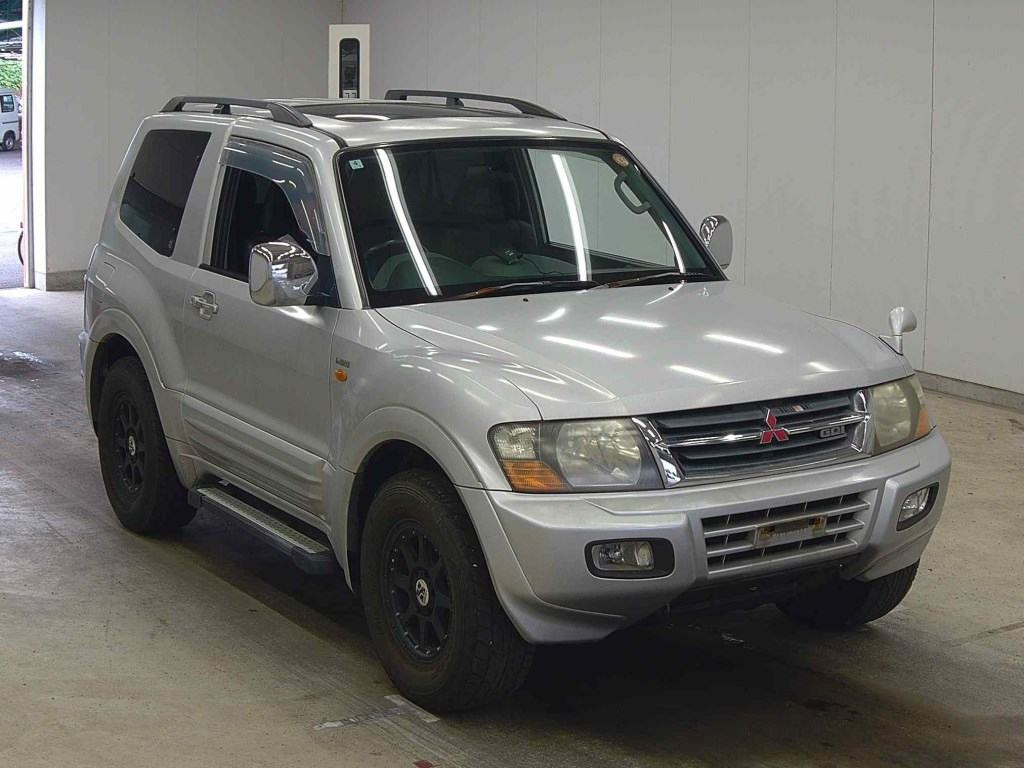 Mitsubishi Pajero 2000 z aukcji japońskiej